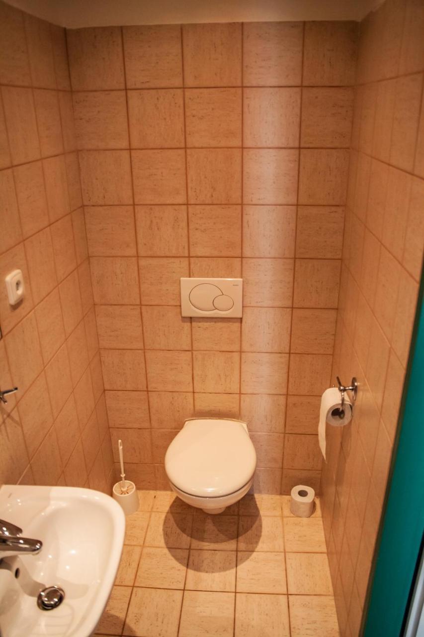 Hotel Sunflower Prag Dış mekan fotoğraf