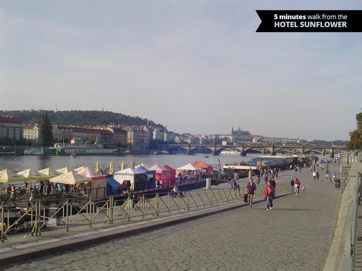 Hotel Sunflower Prag Dış mekan fotoğraf